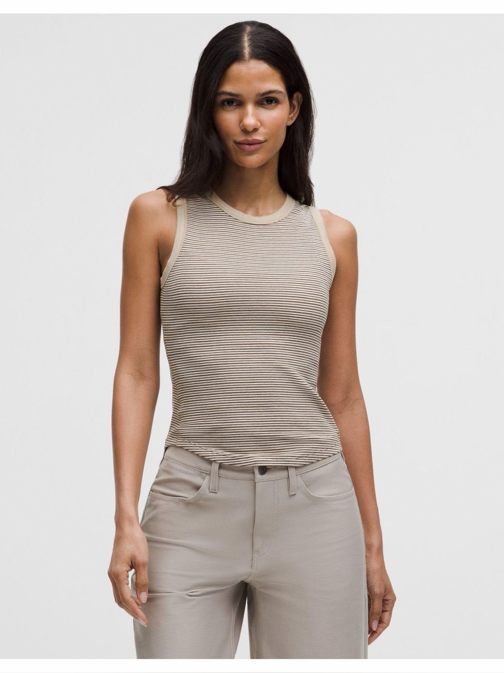 Lululemon hold tight